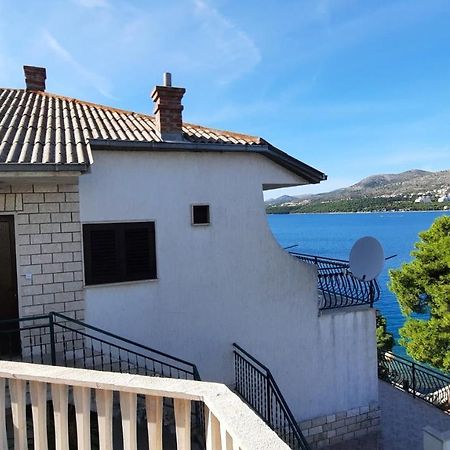 Seaview & Beachfront Apartments Jakov Donji Okrug  Esterno foto