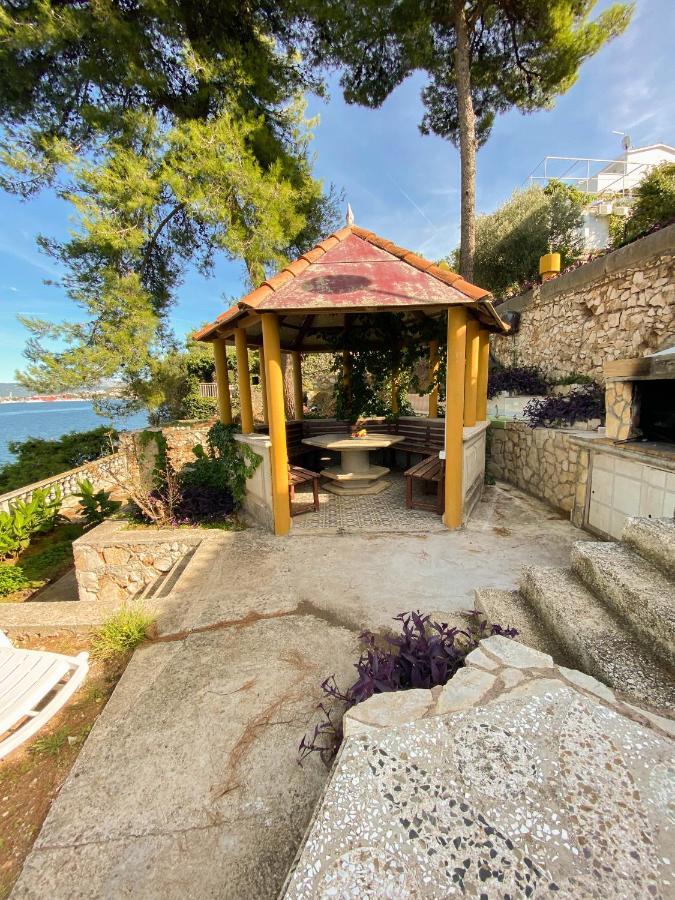 Seaview & Beachfront Apartments Jakov Donji Okrug  Esterno foto