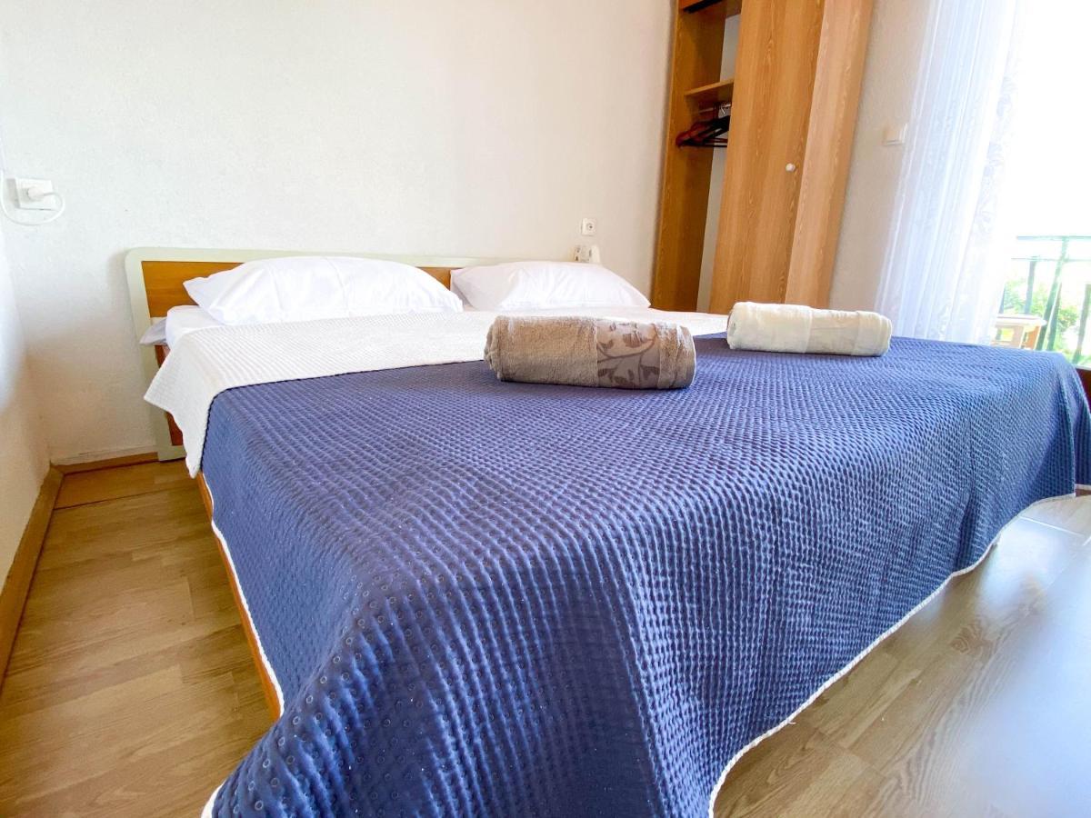Seaview & Beachfront Apartments Jakov Donji Okrug  Esterno foto