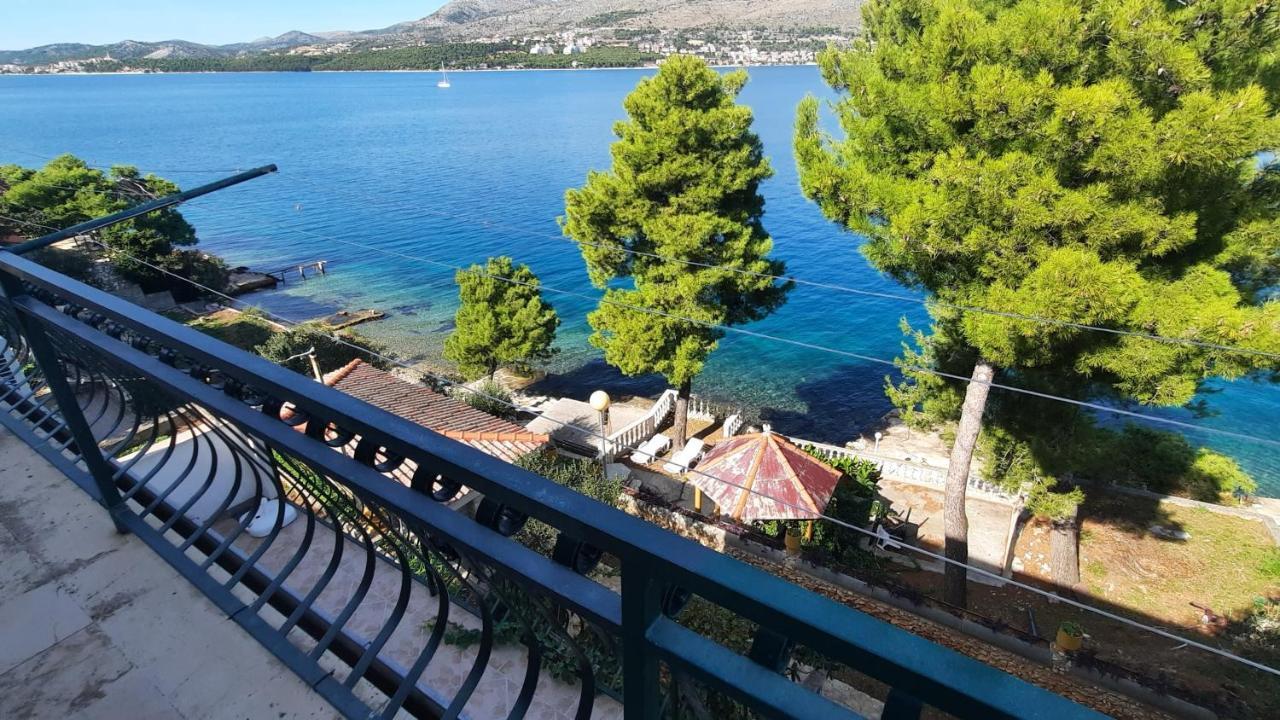 Seaview & Beachfront Apartments Jakov Donji Okrug  Esterno foto